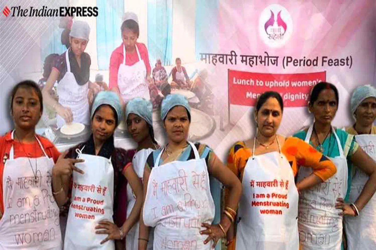 menstruation, மாதவிடாய் கால பெண்கள், மாதவிடாய் சர்ச்சை, பீரியட் ஃபீஸ்ட், டெல்லி, சச்சி ஷேலி, menstruation women, period feast, bhuj college, swami krushnaswarup, மாதவிடாய் பெண்கள் சமைத்த உணவு, swaminarayan temple, bhuj, sachhi saheli, trending,