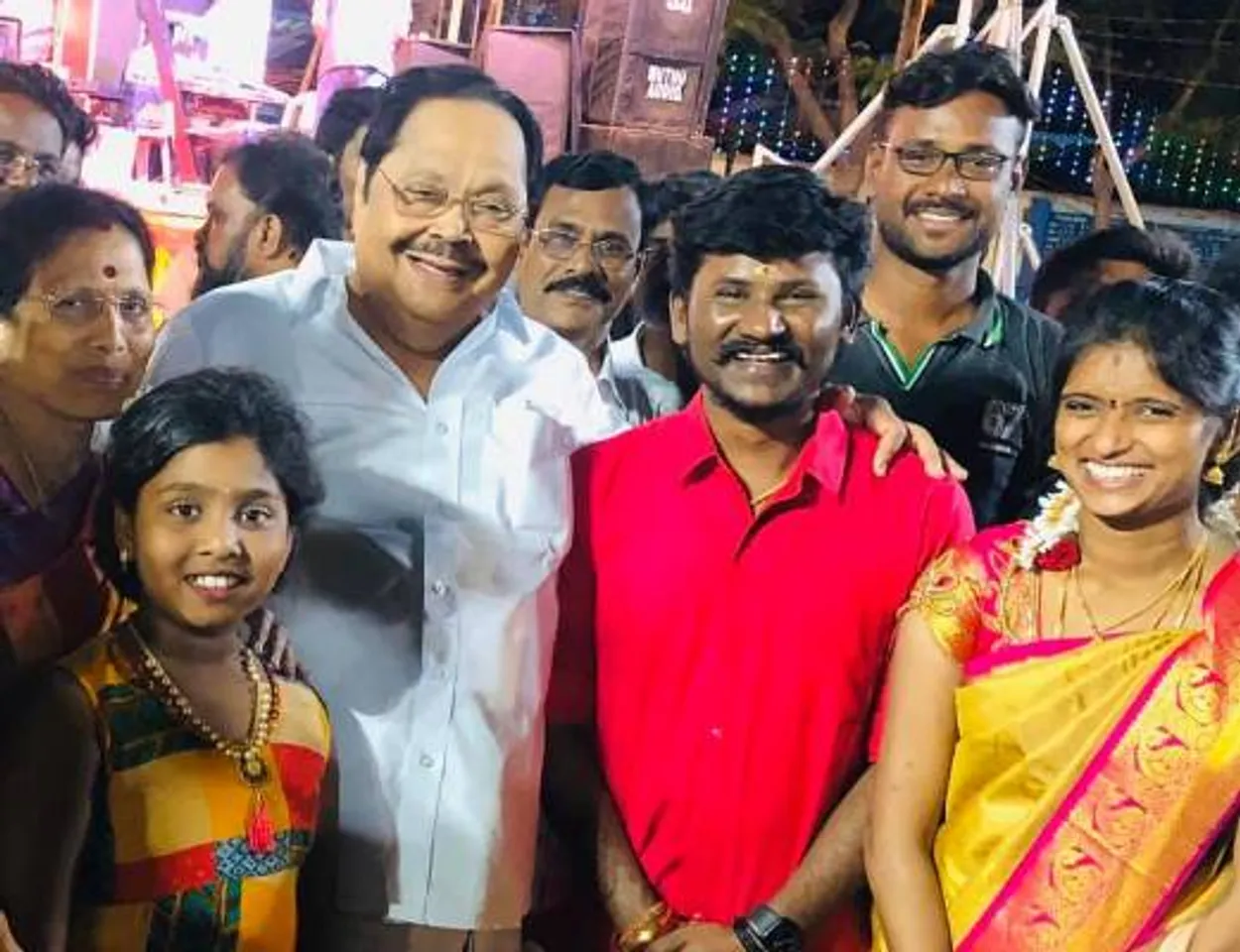புது வீடு; வெளிநாடு நிகழ்ச்சி; அரசியல் நட்பு - 'பலே' செந்தில் கணேஷ்! (ஸ்பெஷல் போட்டோஸ்)