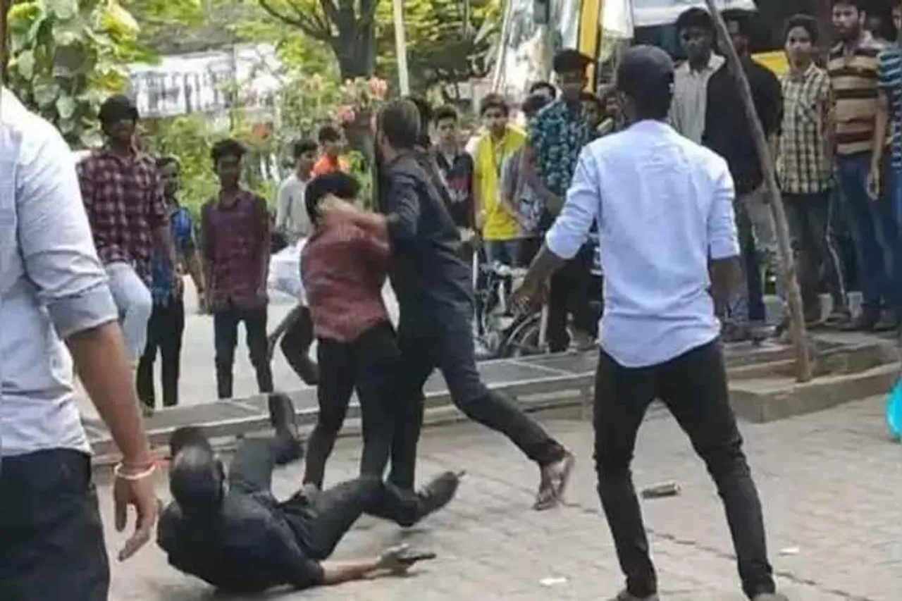 chennai, students clash, srm university, srm college students fight, srm college students clash, srm college latest news, srm college fights