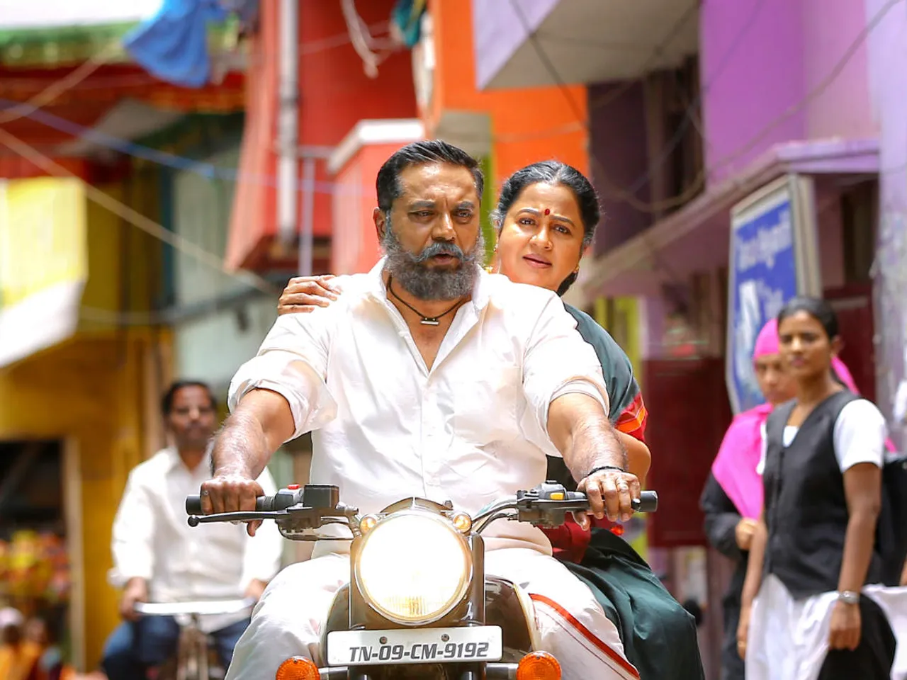 Vaanam Kottattum