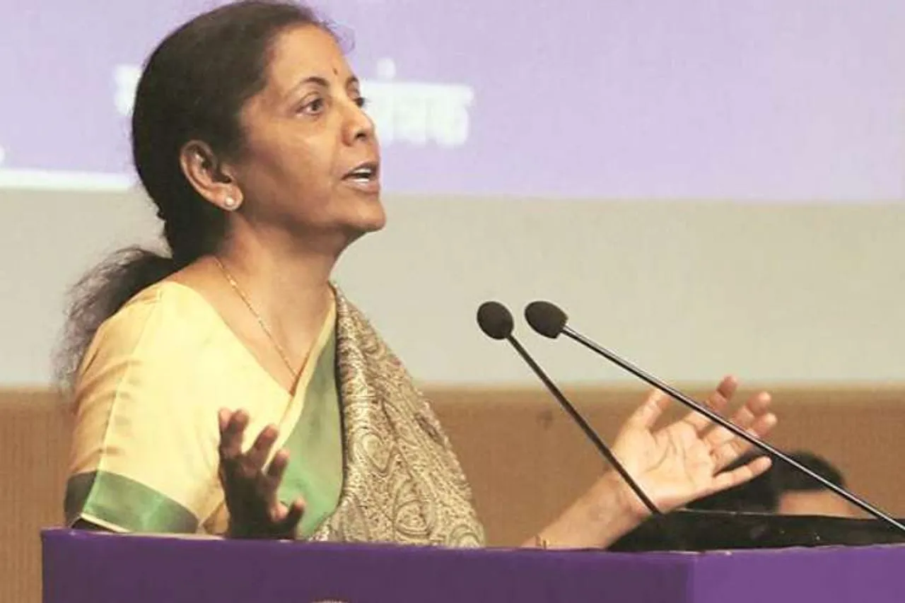 Finance Minister Nirmala Sitharaman, nirmala sitharaman on sbi, assam tea workers, நிர்மலா சீதாராமன், அஸ்ஸாம், எஸ்பிஐ, reserve bank of india, himanta biswa sarma, ஸ்டேட் பாங்க் ஆஃப் இந்தியா, tamil indian express news, Nirmala Sitharaman tells at sbi chairman, AIBOC, State bank of India