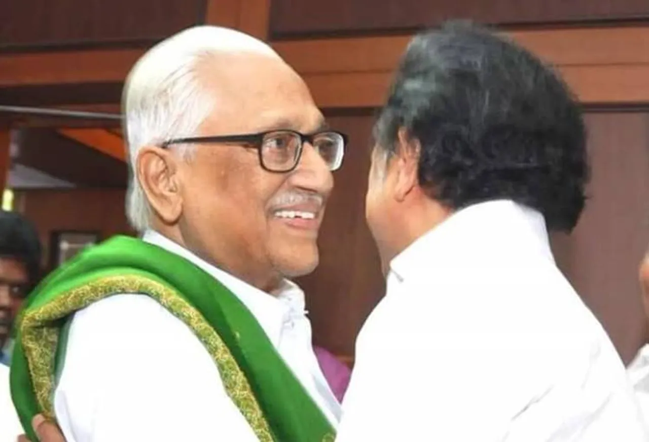 பேராசிரியர் அன்பழகன்: விடைபெற்ற போதும் விலகாத எளிமை