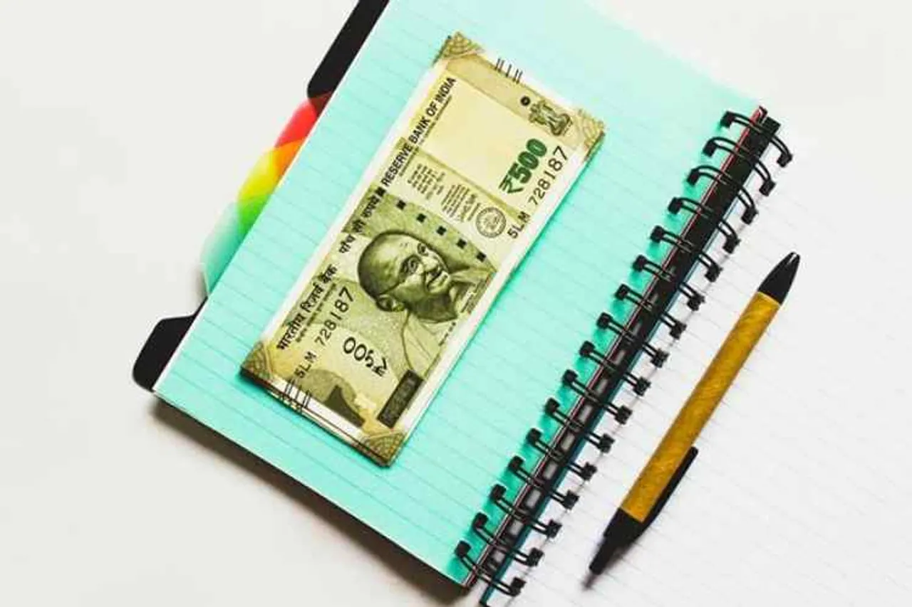 atm withdrawal charges, atm withdrawal charges in hdfc bank, atm withdrawal charges in sbi, atm withdrawal charges in icici bank, atm withdrawal charges in axis, minimum monthly balance