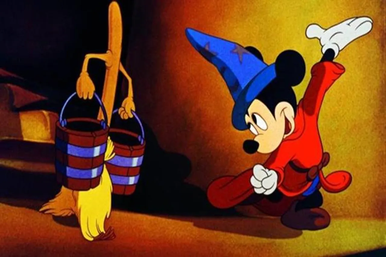 Disney Drawing Classes, Mickey Mouse