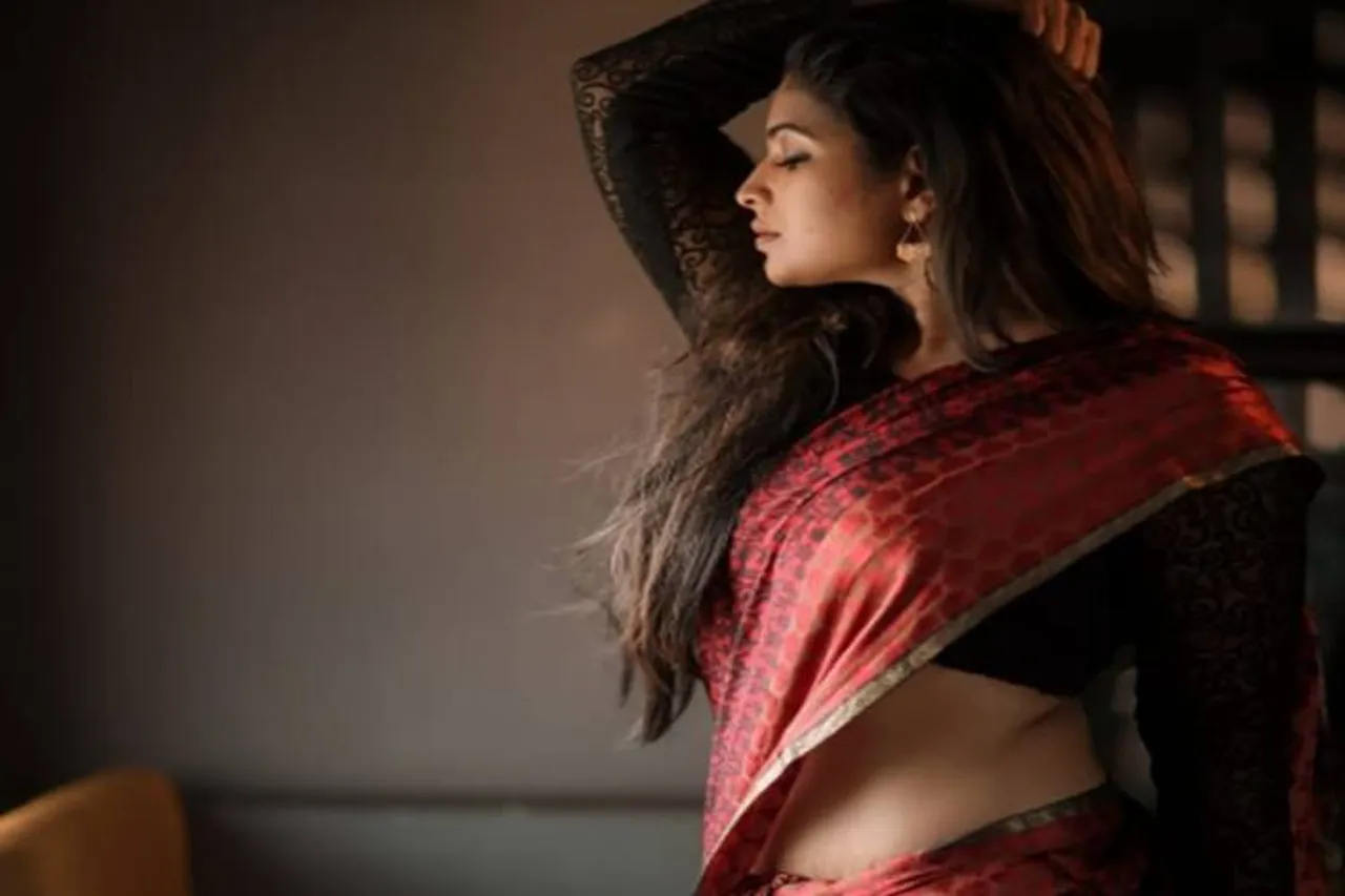 vj and actress maheswari photo gallery