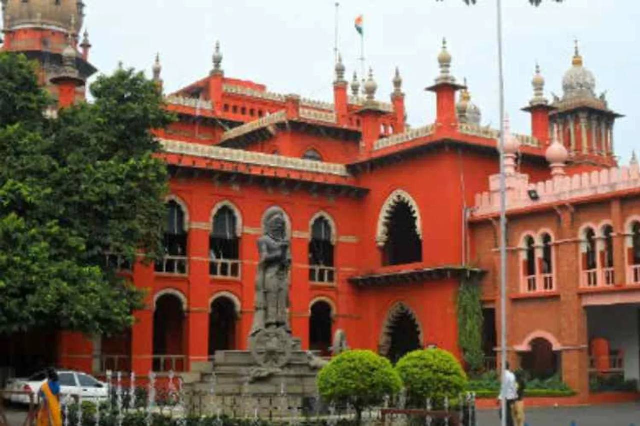 chennai high corut granted bail to six thailand citizens, கொரோனா பரப்பியதாக குற்றச்சாட்டு, six thailand citizens alleged as spreading and religious campaign, கைதான தாய்லாந்து நாட்டவர் 46 பேருக்கு ஜாமீன், சென்னை உயர் நீதிமன்றம், chennai high court news, latest chennai high court news, tamil nadu news, latest tamil news