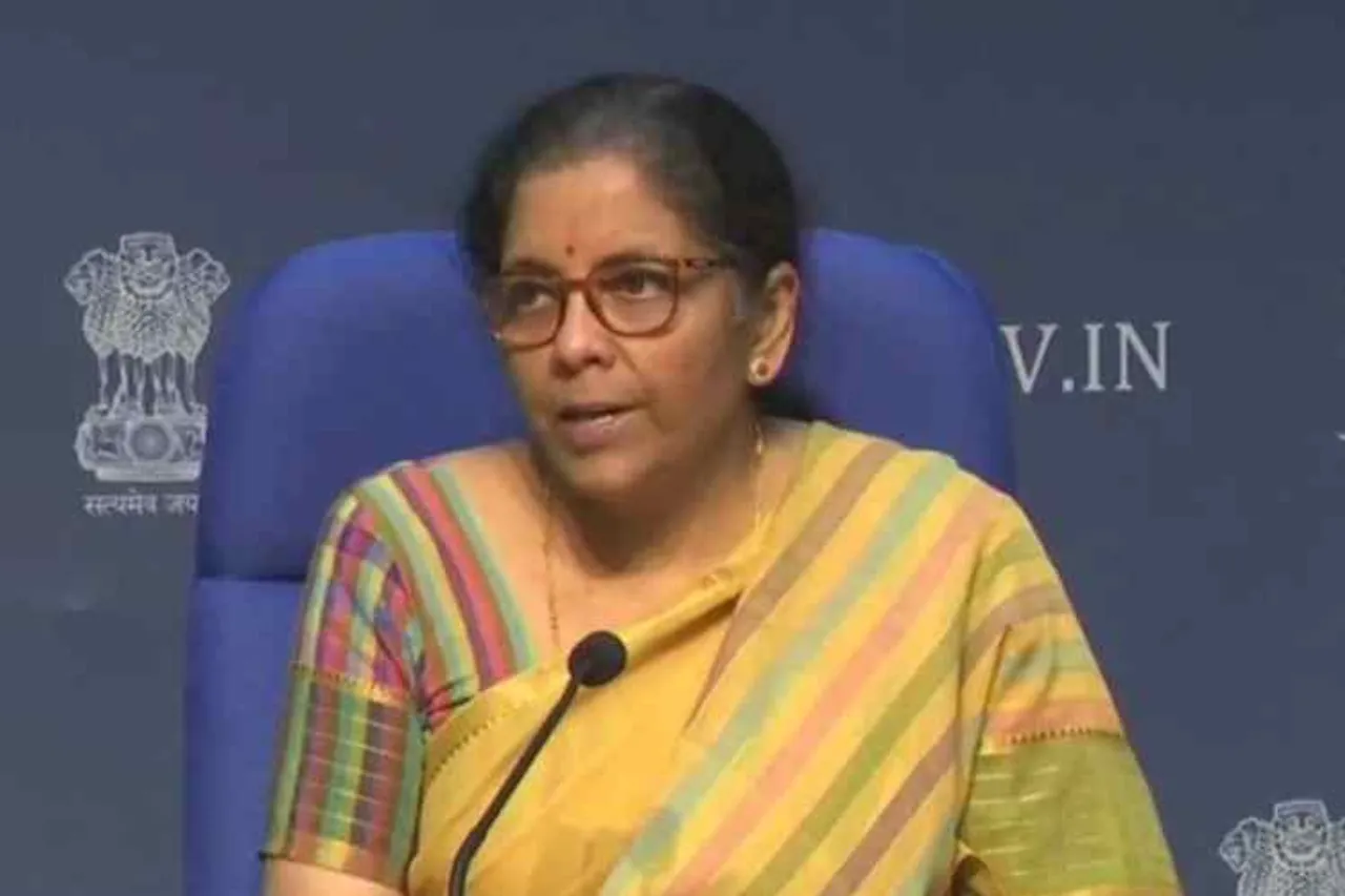 nirmala sitharaman, Nirmala Sitharaman Speech Highlights, nirmala sitharaman speech, nirmala sitharaman speech live, nirmala sitharaman press conference, nirmala sitharaman press meet, FM Nirmala Sitharaman Speech Highlights, covid-19 economic package, migrant workers, farmers, traders, street vendors, புலம்பெயர் தொழிலாளர்களுக்கு அடுத்த 2 மாதங்களுக்கு இலவச உணவு தானியங்கள், நிர்மலா சீதாராமன் பொருளாதார திட்டங்கள் அறிவிப்பு, nirmala sitharaman economic package, nirmala sitharaman 20 lack crores, நிர்மலா சீதாராமன், நிர்மலா சீதாராமன் பிரஸ்மீட், நிர்மலா சீதாராமன் பேட்டி, நிர்மலா சீதாராமன் முக்கிய அறிவிப்புகள், nirmala sitharaman farmers announcements, nirmala sitharaman migrent workers relief, nirmala sitharaman news in tamil,
