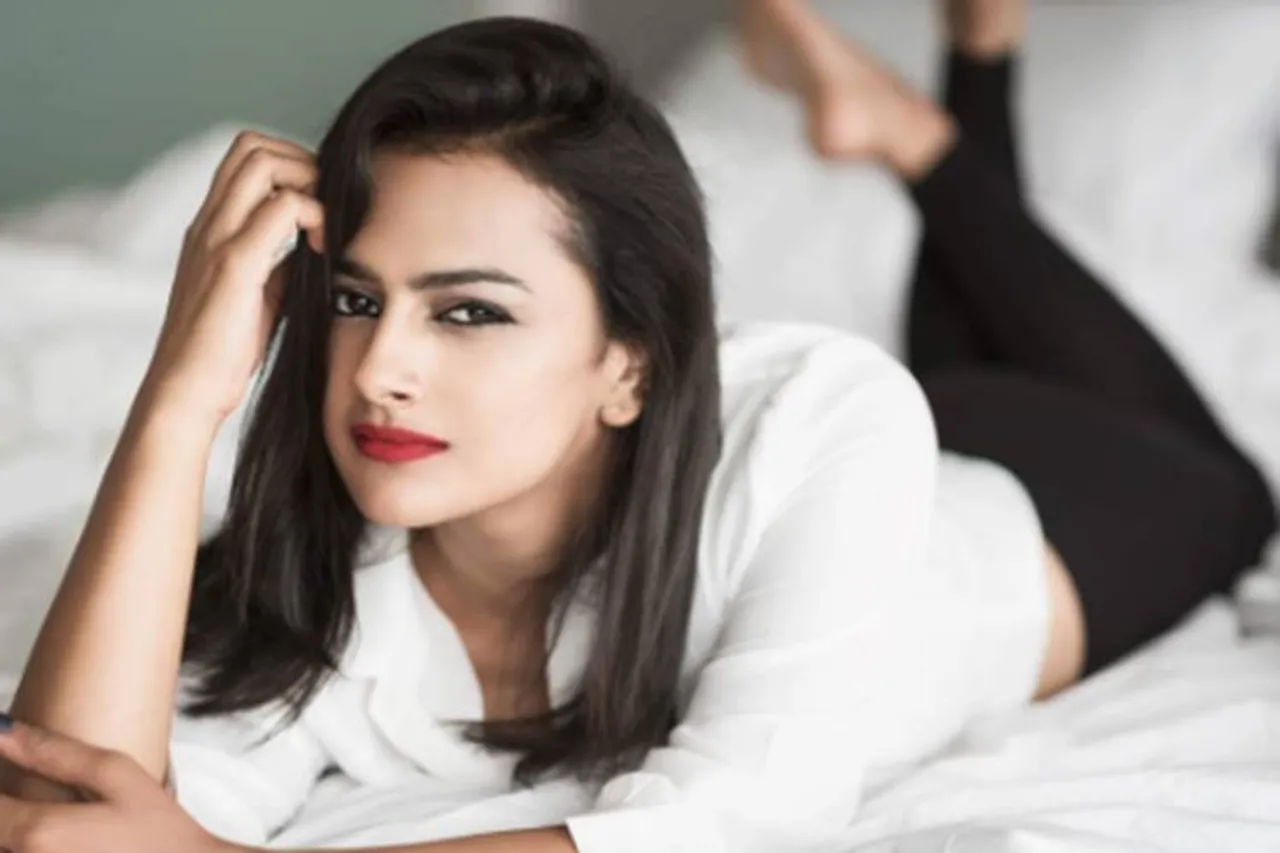 Shraddha Srinath feminist, tamil cinema news, ஸ்ரத்தா ஶ்ரீநாத், சினிமா செய்திகள், தமிழ் சினிமா, கோலிவுட் சினிமா, சினிமா, latest tamil cine news