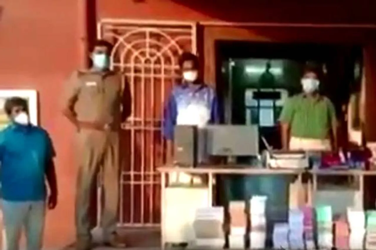 fake sbi branch in panrutti, fake sbi branch running three persons arrested, cuddalore, போலியாக எஸ்பிஐ வங்கி, ஸ்டேட் பாங்க் ஆஃப் இந்தியா, பன்ருட்டியில் போலி எஸ்பிஐ வங்கி நடத்திய 3 பேர் கைது, tamil nadu news, பன்ருட்டி, கடலூர், sbi branch fake tamil nadu, cuddalore fake sbi branch, cuddalore fake sbi bank, state bank of india