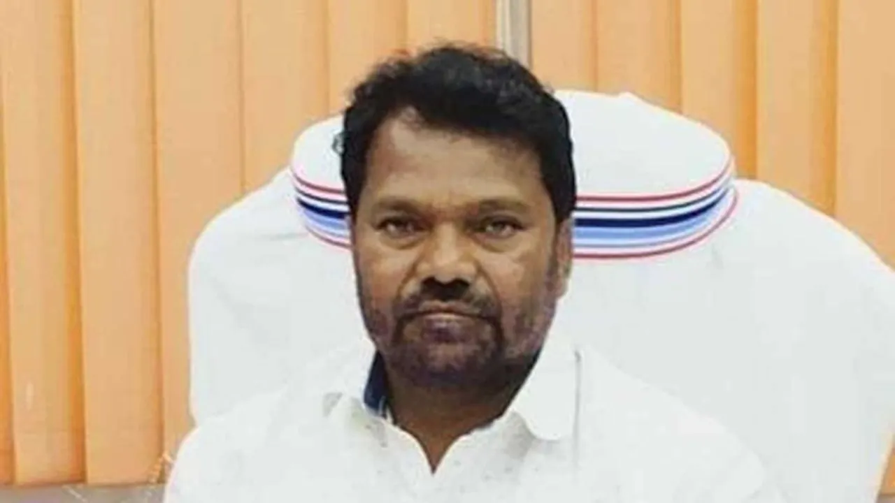 ”என் கல்வி தகுதி விமர்சனத்திற்கு ஆளானது”- 11ம் வகுப்பு படிக்க செல்லும் அமைச்சர்