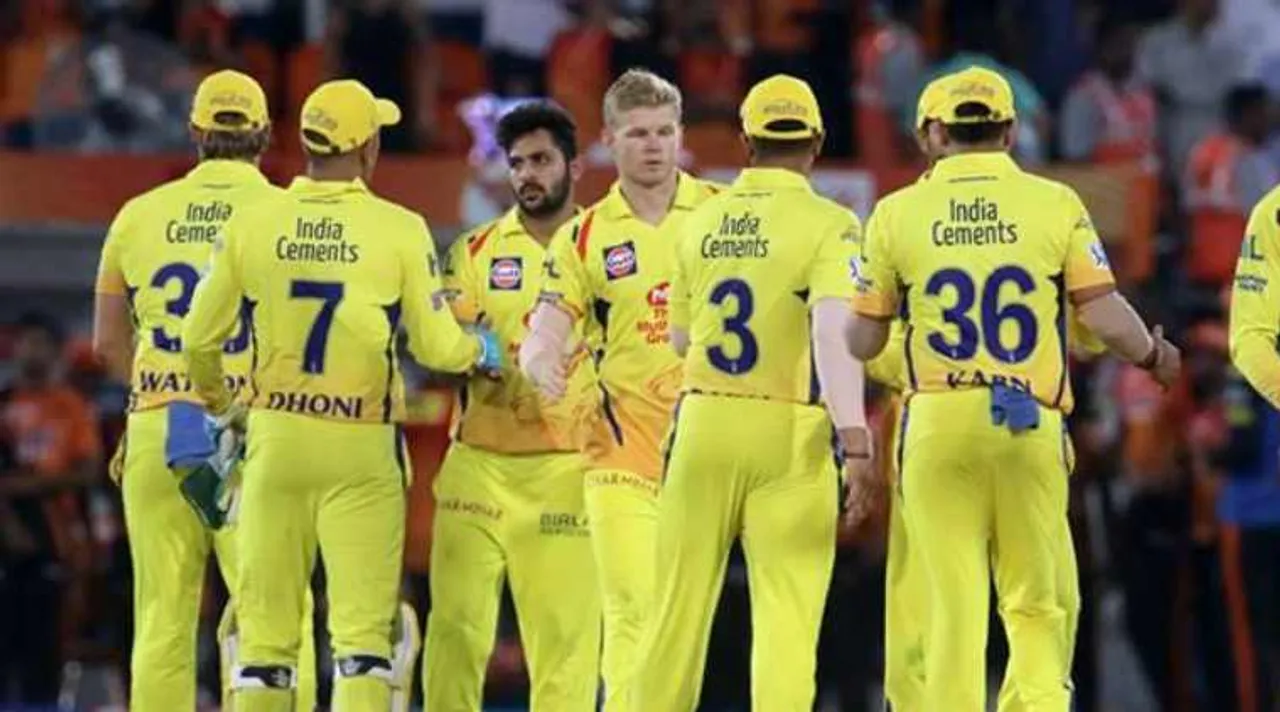 IPL 2020, CSK staff members including India bowler tested covid-19 positive, சென்னை சூப்பர் கிங்ஸ், சிஎஸ்கே, சென்னை சூப்பர் கிங்ஸ் அணியில் 13 பேருக்கு கொரோனா தொற்று, துபாய், csk staffs tested coronavirus positive in dubai, ipl 2020 dubai, india bowler tested covid-19 positive, chennai super kings team, chennai super kings covid-19 positive