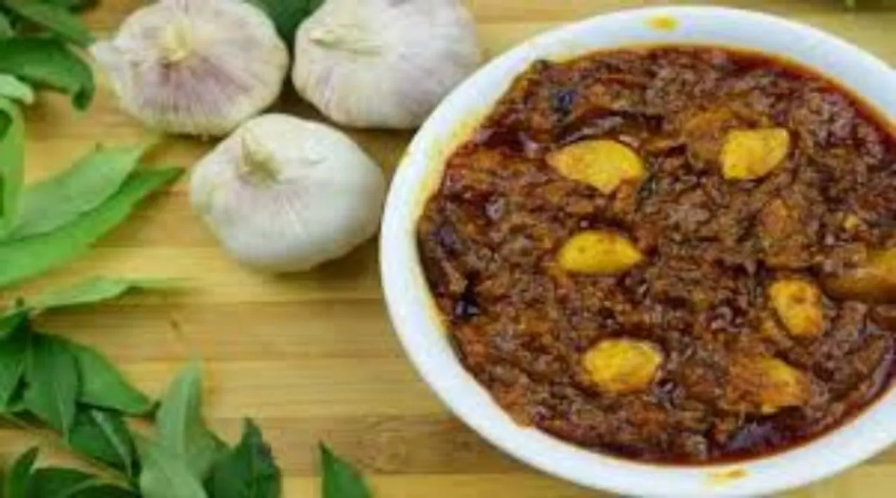 காய்கறி தேவை இல்லை... உடல் நலத்திற்கு உதவும் பூண்டு குழம்பு