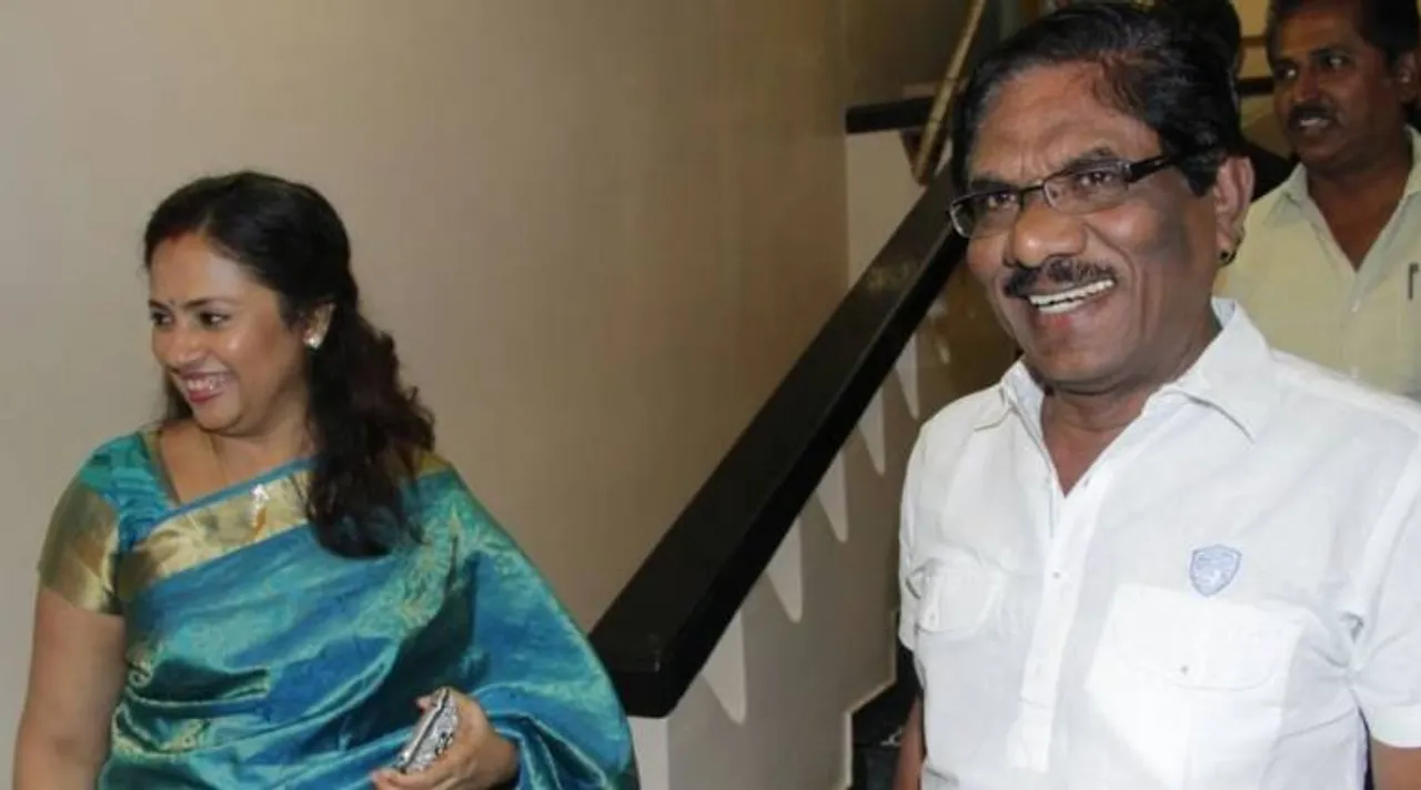 Irandam Kuththu Teaser Lakshmi Ramakrishnan, Bharathiraja, Santhosh Jayakumar