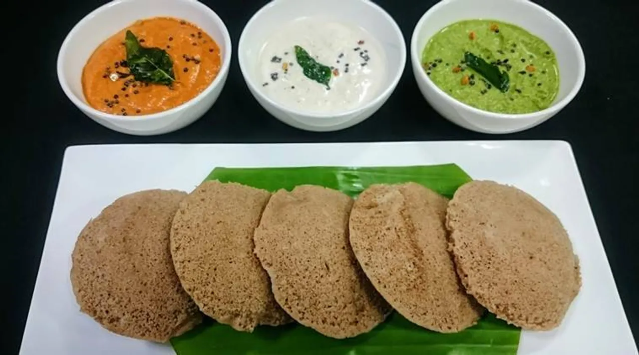 ஒரு ‘சேஞ்ச்’-க்கு இதைச் செய்யுங்க: சத்தான ராகி சேமியா இட்லி