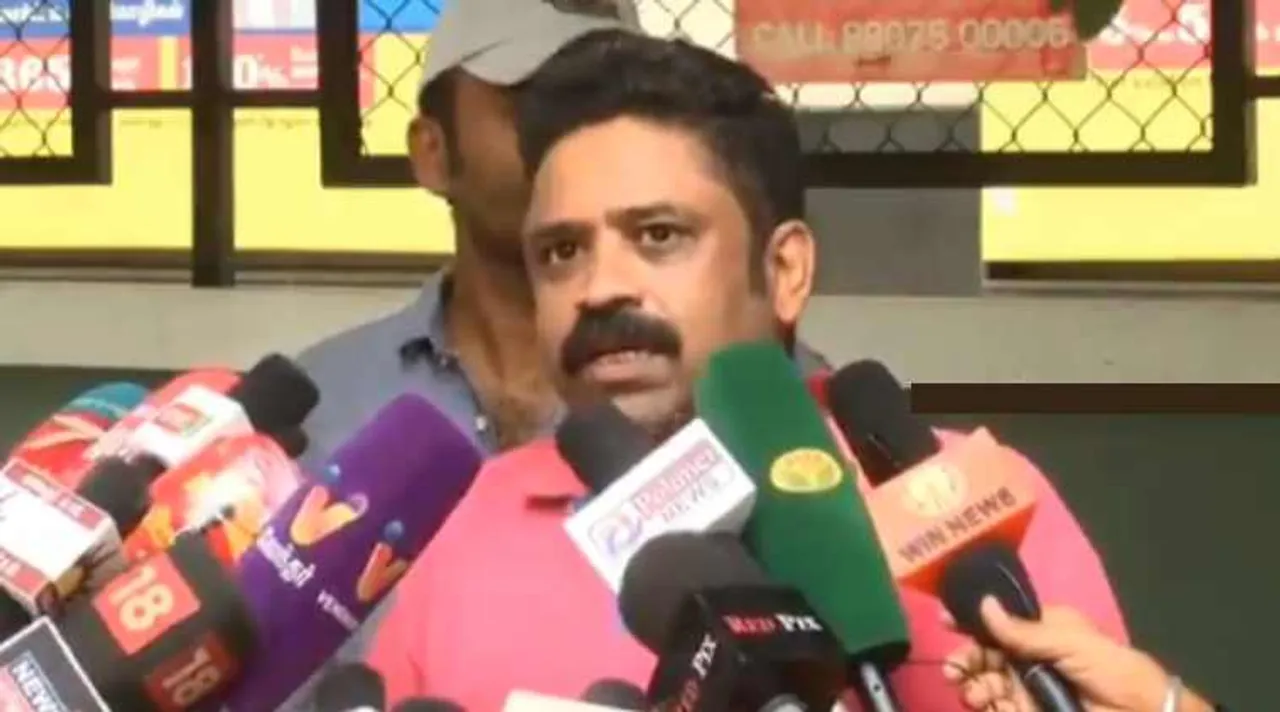 Director Seenu Ramasamy press meet, seenu ramasammy felt his life in danger, seenu ramamsay, விஜய் சேதுபதி, இயக்குனர் சீனு ராமசாமி, சீனு ராமசாமி உயிருக்கு ஆபத்து, vijay sethupathi, 800 movie controversy, seenu ramasamay threatened by someone