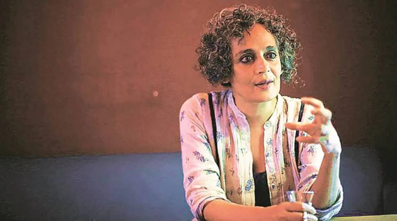 Manonmaniam Sundaranar University, nellai, tirunelveli, Manonmaniam Sundaranar University withdraws Arundhati Roy’s book, waliking with the comrades, அருந்ததிராய் புத்தகம் பாடதிட்டத்தில் இருந்து நீக்கம், அருந்ததிராய், தோழர்களுடன் நடை, ஏபிவிபி, மனோன்மணியம் சுந்தரனார் பல்கலைக்கழகம், ABVP objection to Arundhati Roy’s book, Manonmaniam Sundaranar University, remove Arundhati Roy book, naturalist m krishnan essays added, Arundhati Roy’s book removed from syllabus