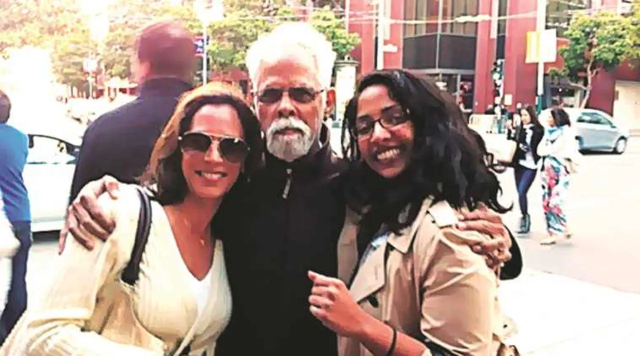 kamala harris, joe biden, usa vice harris vice president, kamala harris us election, kamala harris, கமலா, கமலா ஹாரிஸ், கமலா ஹாரிஸ் தாய்மாமா, கமலா ஹாரிஸ் மாமா, Kamala Harris' uncle balachandran, அமெரிக்க துணை அதிபர், kamala harris india connection, tamil indian express news