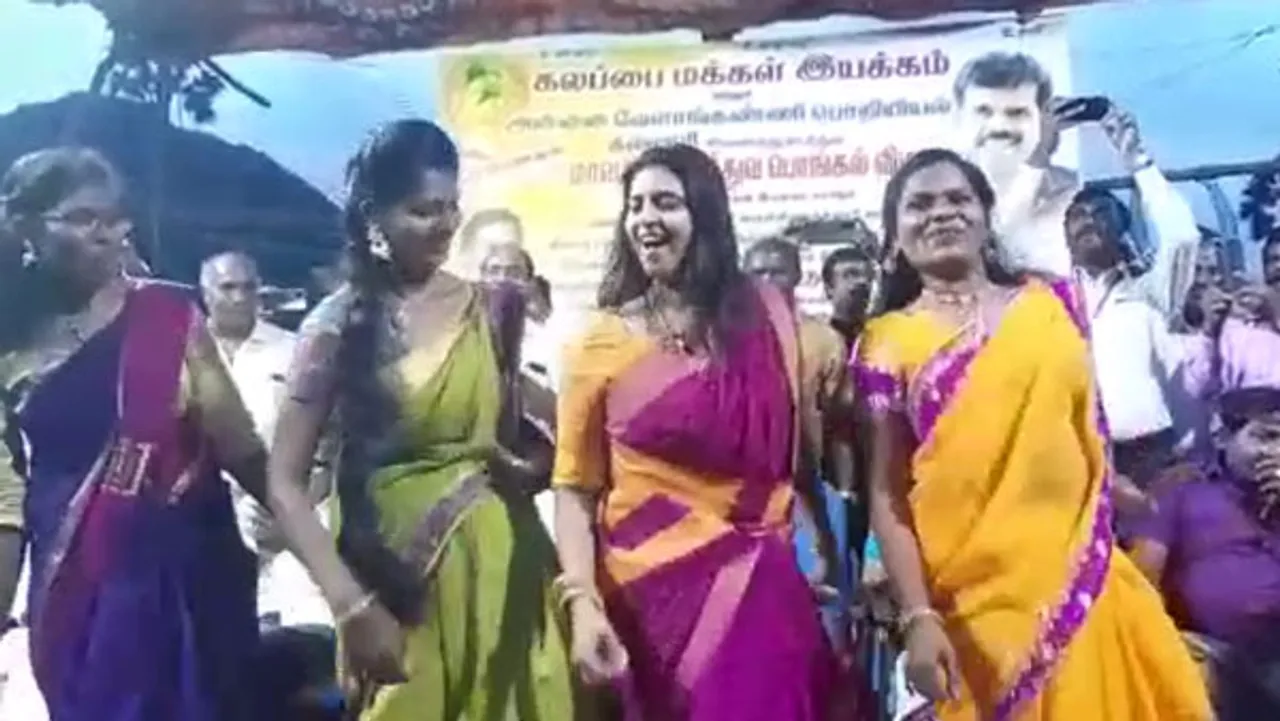kasthuri twitter actress kasthuri kuthu vilakku