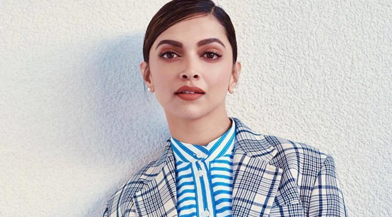 Deepika Padukone deletes twitter and Instagram post Tamil News