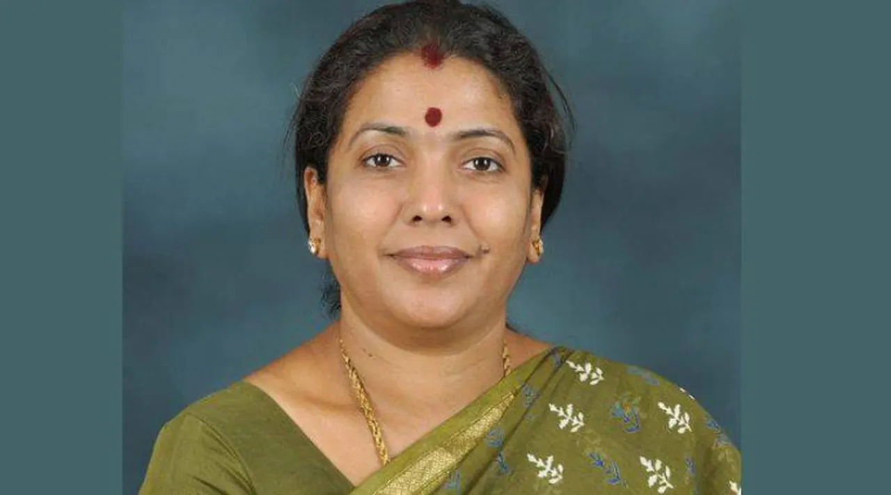 gokula india, aiadmk, vk sasikala, udhayanidhi, அதிமுக, கோகுல இந்திரா, தவ வாழ்க்கை வாழ்ந்தவர் சசிகலா, சசிகலா, உதயநிதி, gokula indira glorifies sasikala, முதல்வர் பழன்சாமி, cm edappadi k palaniswami