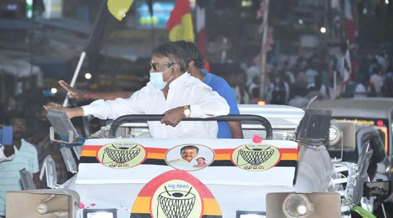 பிரச்சார களத்தில் விஜயகாந்த் : வாக்காளர்களிடம் கைகூப்பி வாக்கு சேகரிப்பு