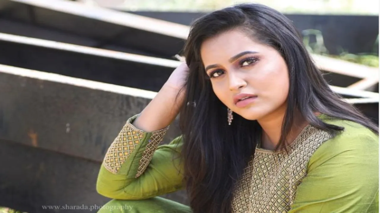 Anchor Actress Jacquelin Viral Video Makeup Photoshoot Tamil News