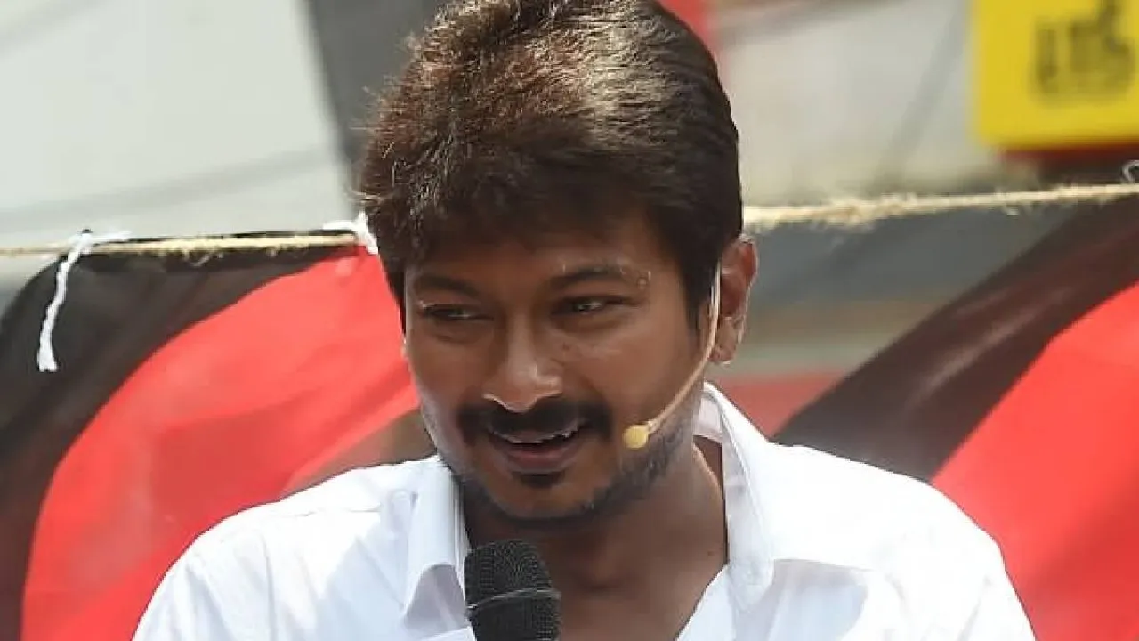 News Highlights: சுஷ்மா, ஜெட்லி மரணம் பற்றி விமர்சனம்; இன்று மாலைக்குள் பதில் அளிக்க உதயநிதிக்கு உத்தரவு