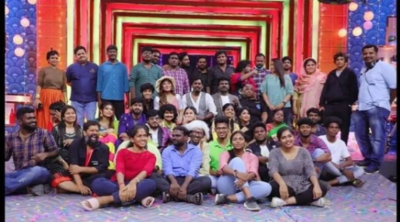 cook with comali 2, cook with comali 2 grand finale, cook with comali season 2 title winner, cook with comali title winner kani, குக் வித் கோமாளி 2, குக் வித் கோமாளி டைட்டில் வின்னர் கனி, ஷகிலா, அஷ்வின், பவித்ரா லட்சுமி பாபா பாஸ்கர், புகழ், ஷிவாங்கி, சுனிதா, மணிமேகலை, கொஞ்சும் கோமாளி, கன்டென்ட் குயின், எங்கவிட்டுப் பிள்ளை, எக்ஸ்பிரஷன் கிங், shakila, ashwin, cook with comali 2 award winners, pugazh, shivangi, manimegalai, bala, thangadurai, madurai muthu, sunitha, pavithra lakshmi, baba baskar, vijay tv, cooku with comali season 2, actor simbu