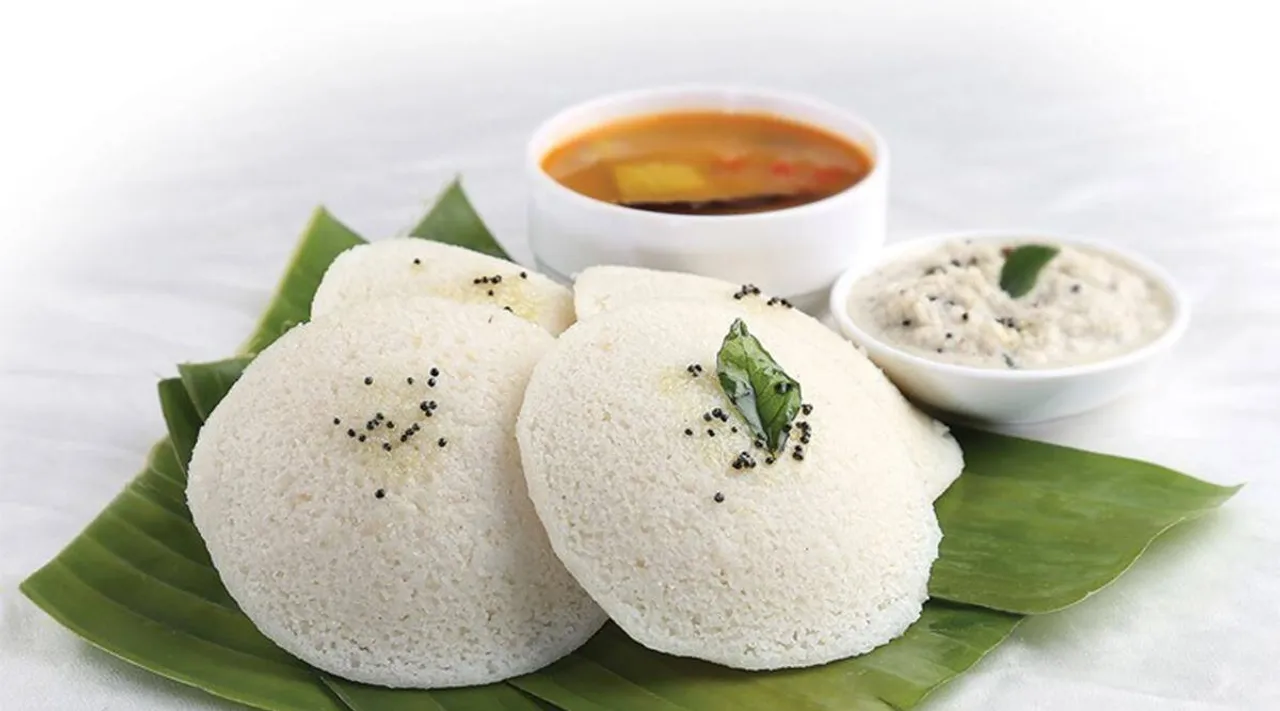 சாஃப்ட் இட்லி சீக்ரெட்: மாவு அரைக்கும் போது கண்டிப்பா இதை செய்யுங்க!