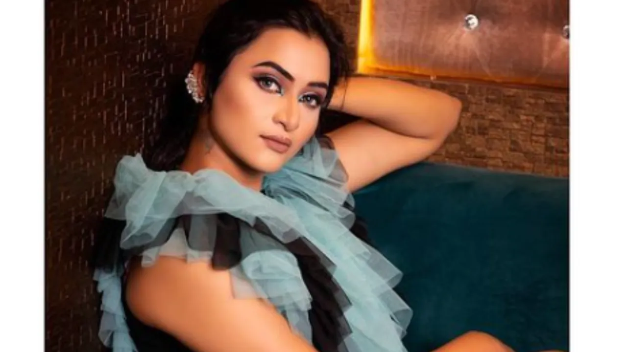 janani ashok