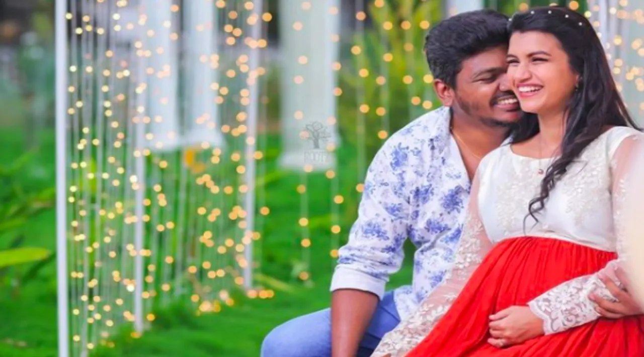 Serial actress Actress Sridevi Ashok Tamil News: Sridevi Ashok’S baby shower pics goes viral