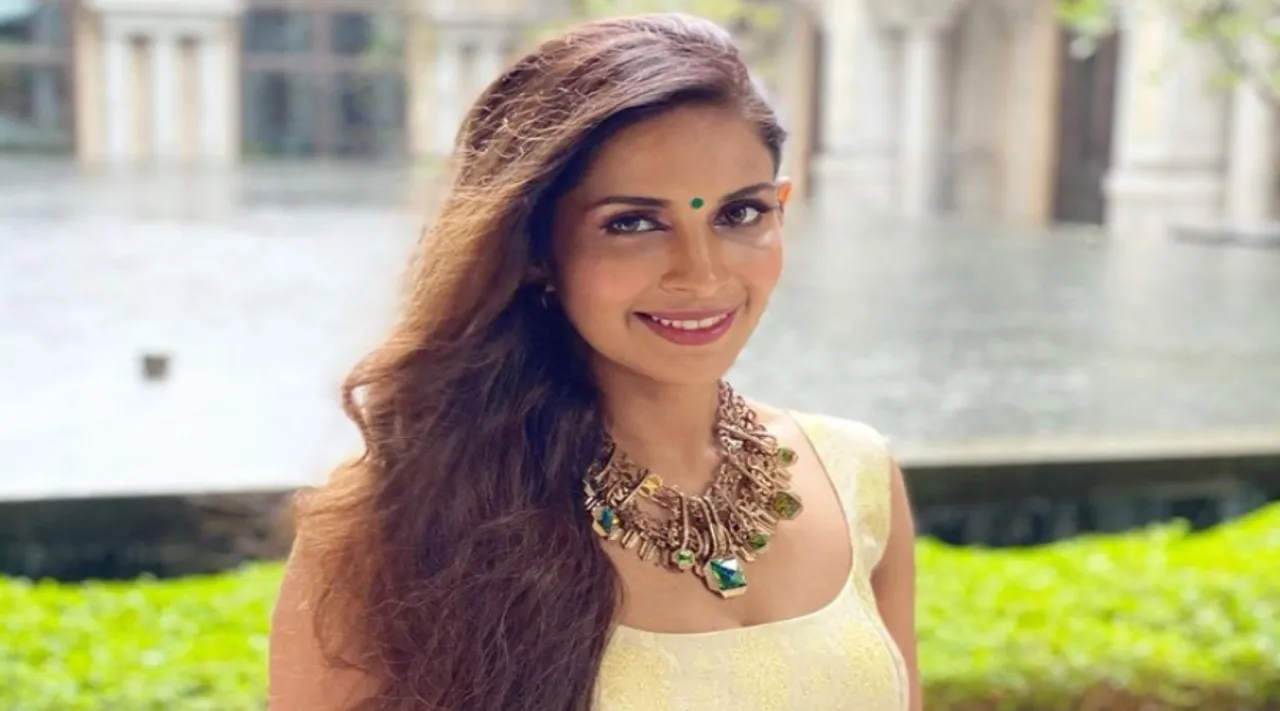 Bigg Boss Samyuktha Latest Photoshoot Photos