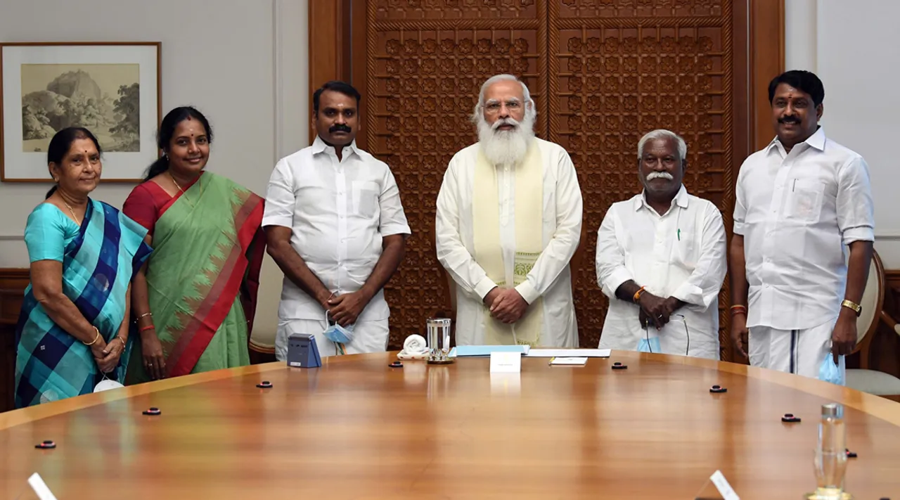 பிரதமருடன் தமிழக பாஜக எம்எல்ஏக்கள் சந்திப்பு: மோடி கூறியது என்ன?