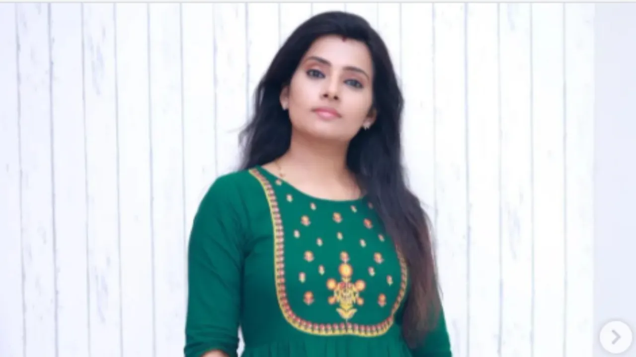 actress sruthi raj