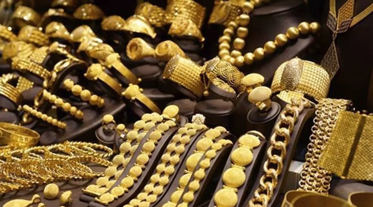 jewellers protesting against new hallmarking process, Chennai hallmarking unique ID, HUID, BIS, நகைக்கடைகள், நகைக்கடை உரிமையாளர்கள் ஸ்டிரைக், ஹால்மார்க், புதிய ஹால்மார்க் விதிக்கு எதிர்ப்பு, சென்னை, தமிழ்நாடு, The Chennai Jewellers’ Association, Bureau of Indian Standards, Jwellers token strike, tamil nadu jewellers