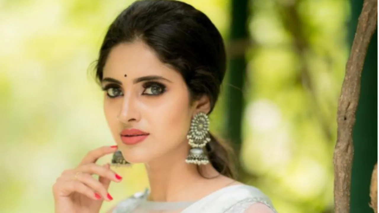 sathya serial ayesha