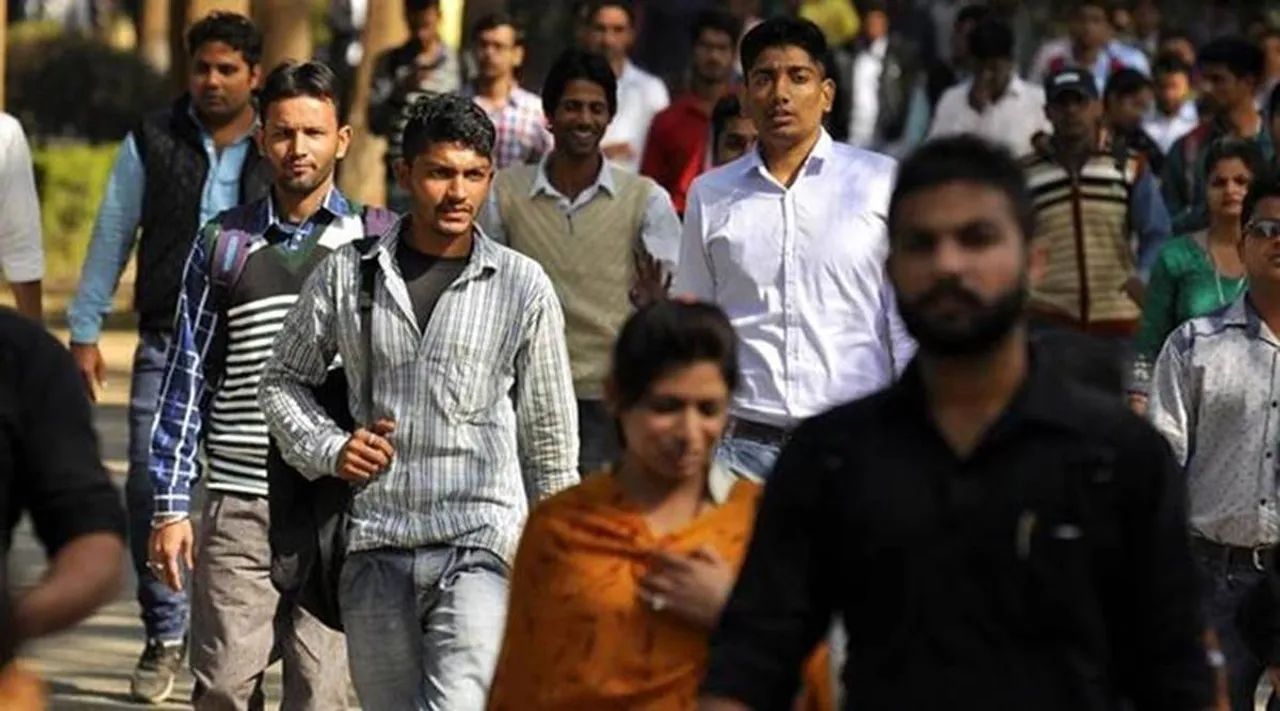 Amazon Jobs; அமேசானில் 8000 பணியிடங்கள்; 10th முதல் பி.இ படித்தவர்களுக்கு வாய்ப்பு!