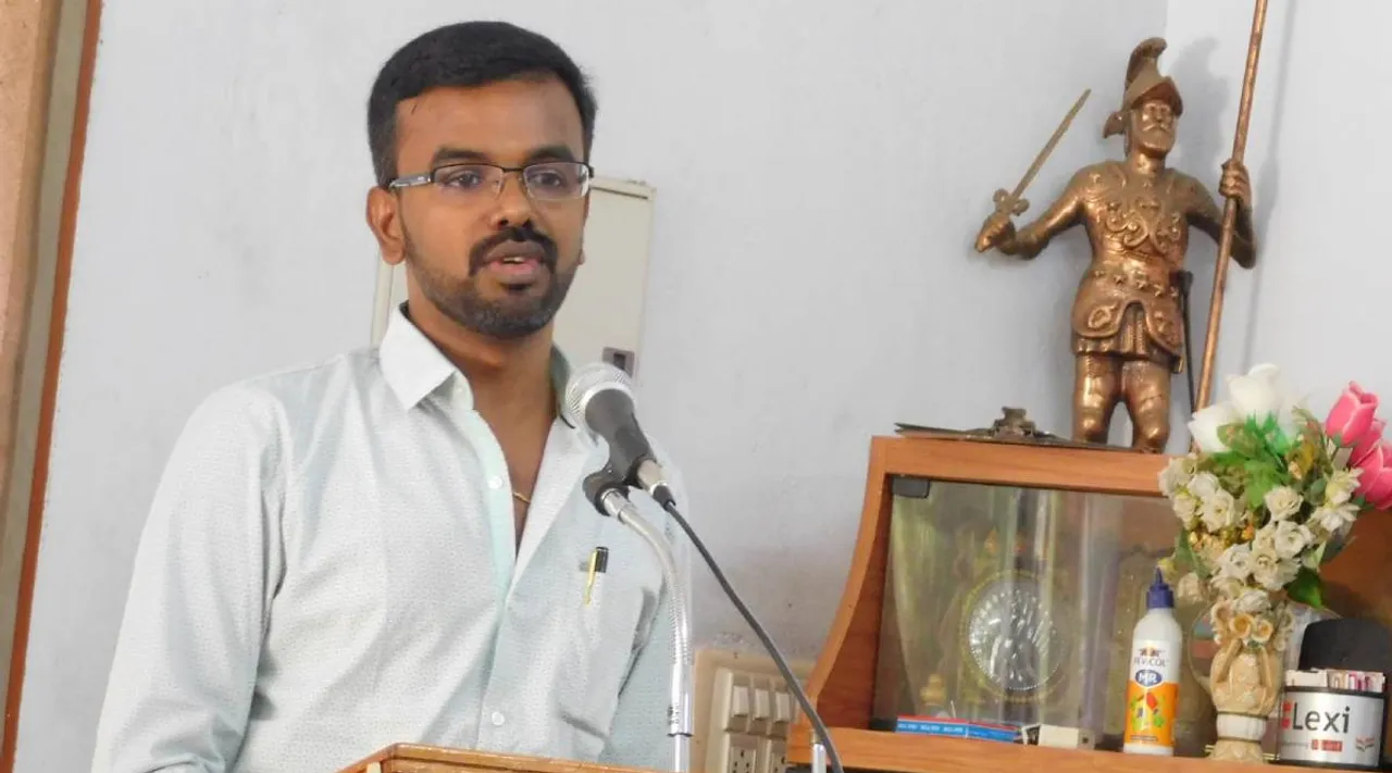 poet Boobalan, poet ra boobalan, tamilnadu porgressive writers and artists association, Book reading habits are declining in Tamil Nadu, தமிழகத்தில் புத்தகம் வாசிக்கும் பழக்கம் குறைந்து வருகிறது, கவிஞர் பூபாலன் ஆதங்கம், தமுஎகச, தமிழ் இலக்கியம், கவிதை, poem, coimbatore, coimbatore literature meeting