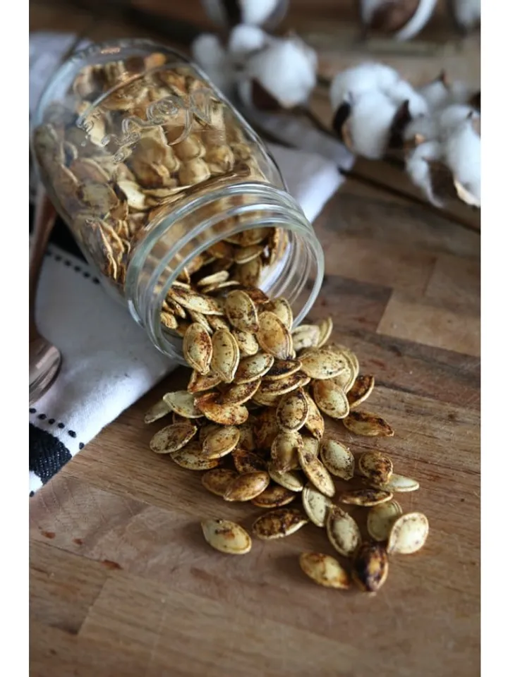 pumpkin seeds - unsplash (1)