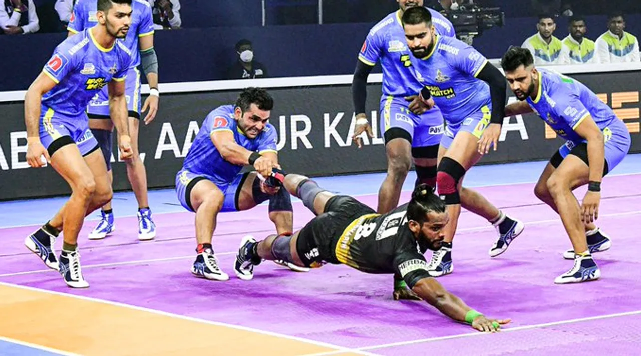 8-வது புரோ கபடி லீக் : தமிழ் தலைவாஸ் - தெலுங்கு டைட்டன்ஸ் போட்டி டிரா