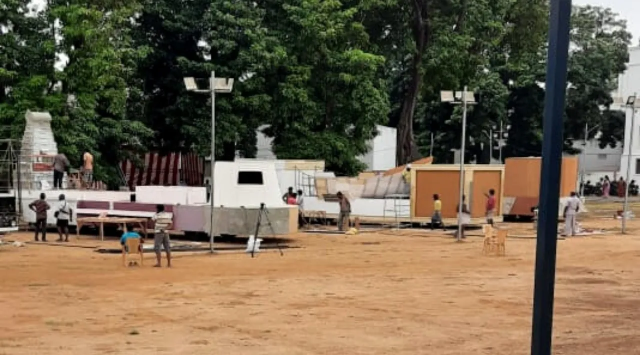 வ.உ.சி, வேலு நாச்சியார்... ஆர்வத்தை தூண்டிய அலங்கார ஊர்தி ரெடி!