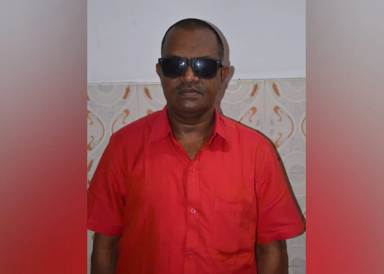தமிழக கட்சிகளில் முதன்முறையாக - பார்வையற்றவர் மார்க்சிஸ்ட் கம்யூனிஸ்ட் கட்சியின் மாவட்டச் செயலாளர்