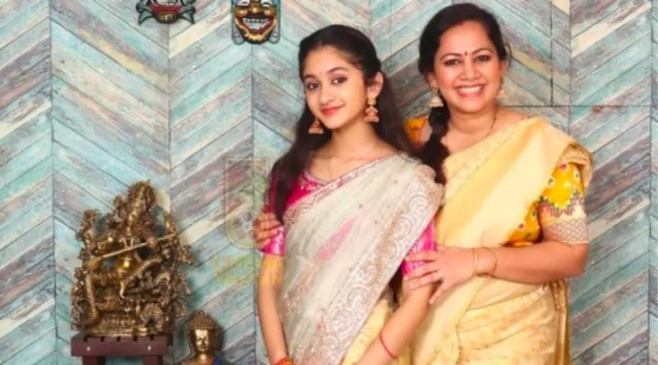 Archana Chandhoke Tamil News: Archana and her daughter zaara to host show in vijay tv