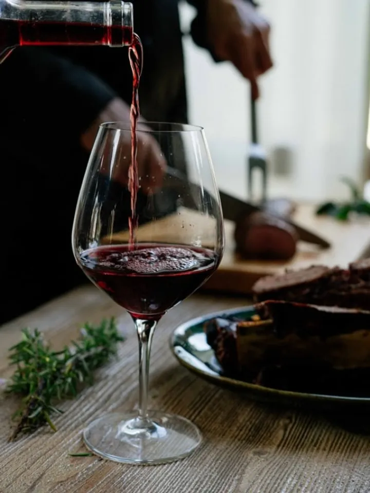 wine 3 - unsplash (1)