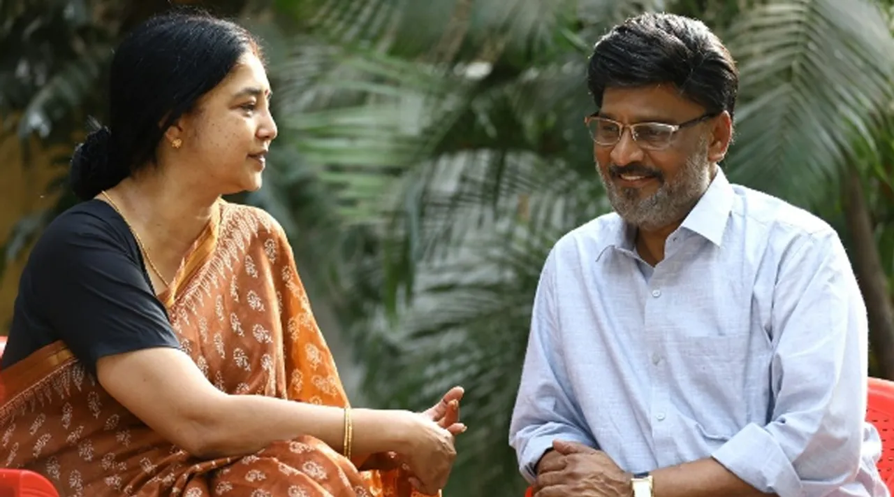 30 ஆண்டுக்கு பிறகு மீண்டும் பாக்யராஜூவுடன் இணையும் ஐஸ்வர்யா... வைரல் புகைப்படம்