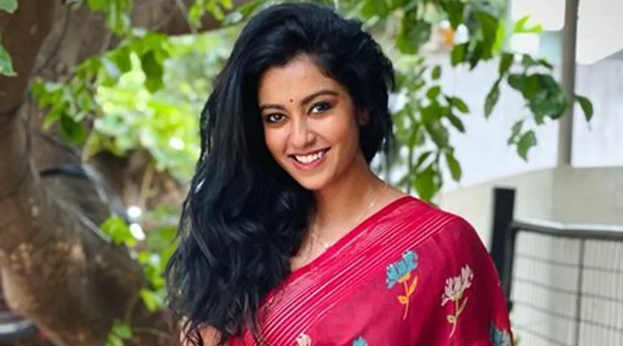 3 வித ஆடை... 3 வித ஹேர் ஸ்டைல்... அசத்தலான நடனம்... வைரலாகும் பழைய கண்ணம்மா