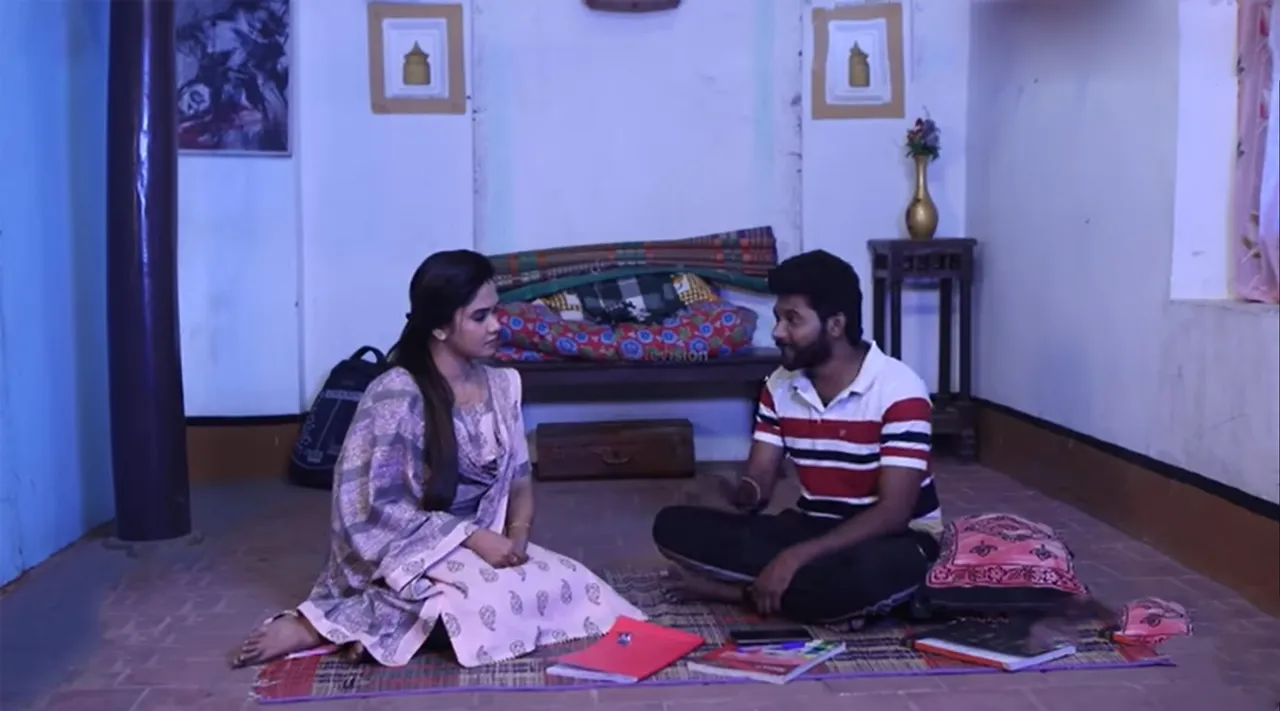 என்ன ஐஸ்வர்யா திடீர்னு டீச்சரா மாறிட்டீங்க... கண்ணன் நல்லா படிச்சிடுவாரா?