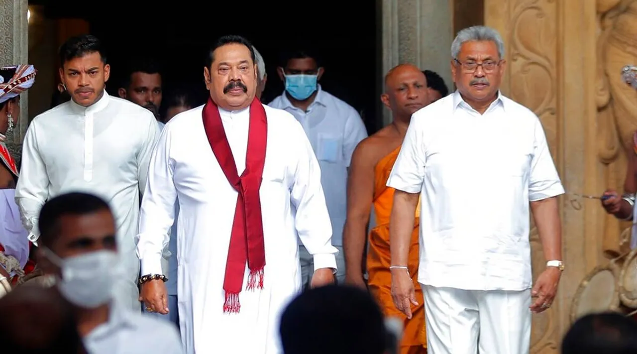 சகோதரர் மகிந்த ராஜபக்சே-வை பிரதமர் பதவியிலிருந்து நீக்க இலங்கை அதிபர் ஒப்புதல்