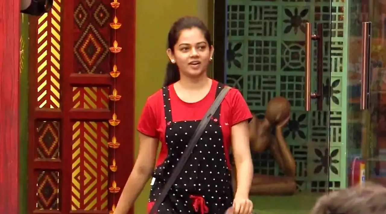 புதிய வீடு வாங்கிய பிக்பாஸ் பிரபலம் : சமூக வலைதளத்தில் உருக்கமான பதிவு