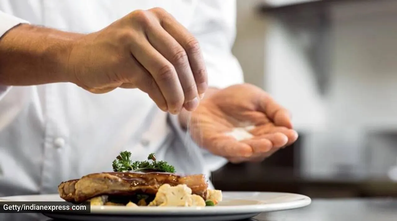 intake less salt and sugar in meal ,Cloudnine Group of Hospitals, உணவில் இருந்து உப்பு மற்றும் சர்க்கரையை நீக்க வேண்டுமா, உப்பு, சர்க்கரை, ஊட்டச்சத்து நிபுரன், Gurugram, To reduce the high blood pressure, tips of health benefits